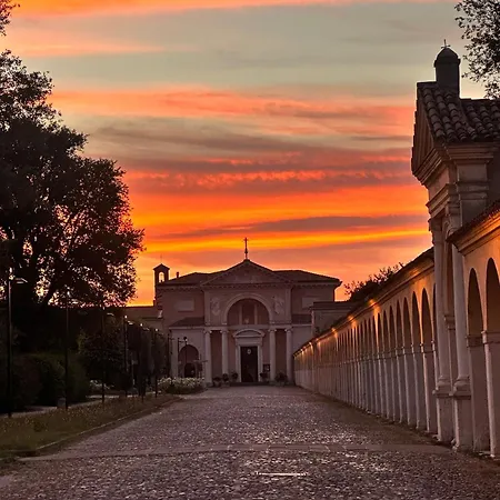 Corte Dei Ducati Oda ve Kahvaltı