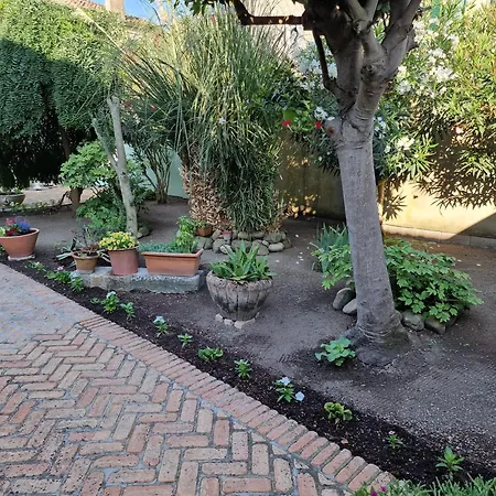 Oda ve Kahvaltı Corte Dei Ducati 4*