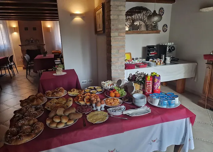 Corte Dei Ducati Couette-café Comacchio