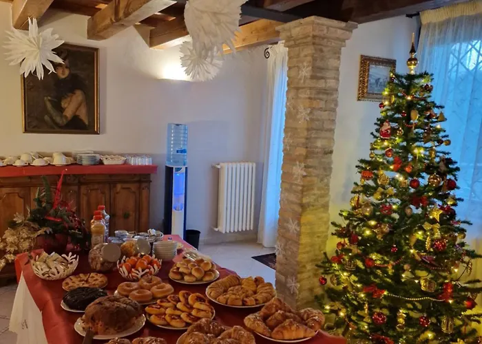 Corte Dei Ducati ベッド・アンド・ブレックファスト コマッキオ